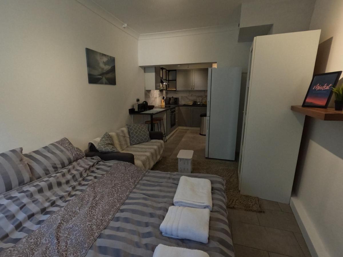 Studio Apartment In Saint Kew Zewnętrze zdjęcie